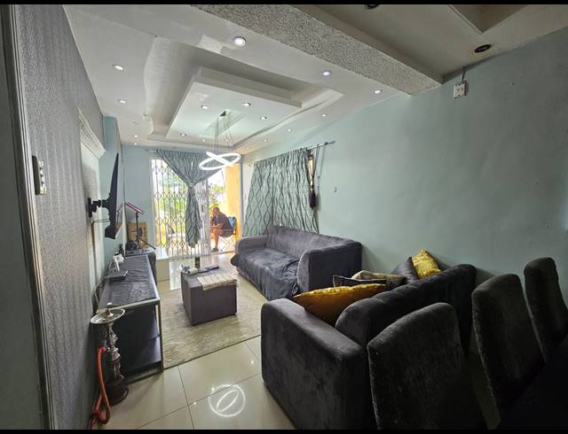 2 BEDROOM APARTMENT RENTED IN WARNER BEACH